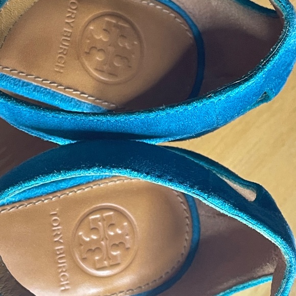 Tory Burch Savannah Suede Wedge Ankle Strap Sandal Turquoise - Picture 6 of 6